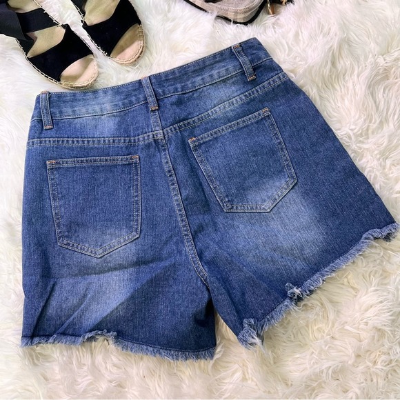 Misslook Medium High Waisted Button Fly Denim Shorts - Women’s Casual Blue Jeans - Picture 4 of 7